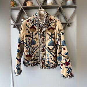 Beige handmade Cotton Suzani Embroidery velvet jacket NWT-large- made in India